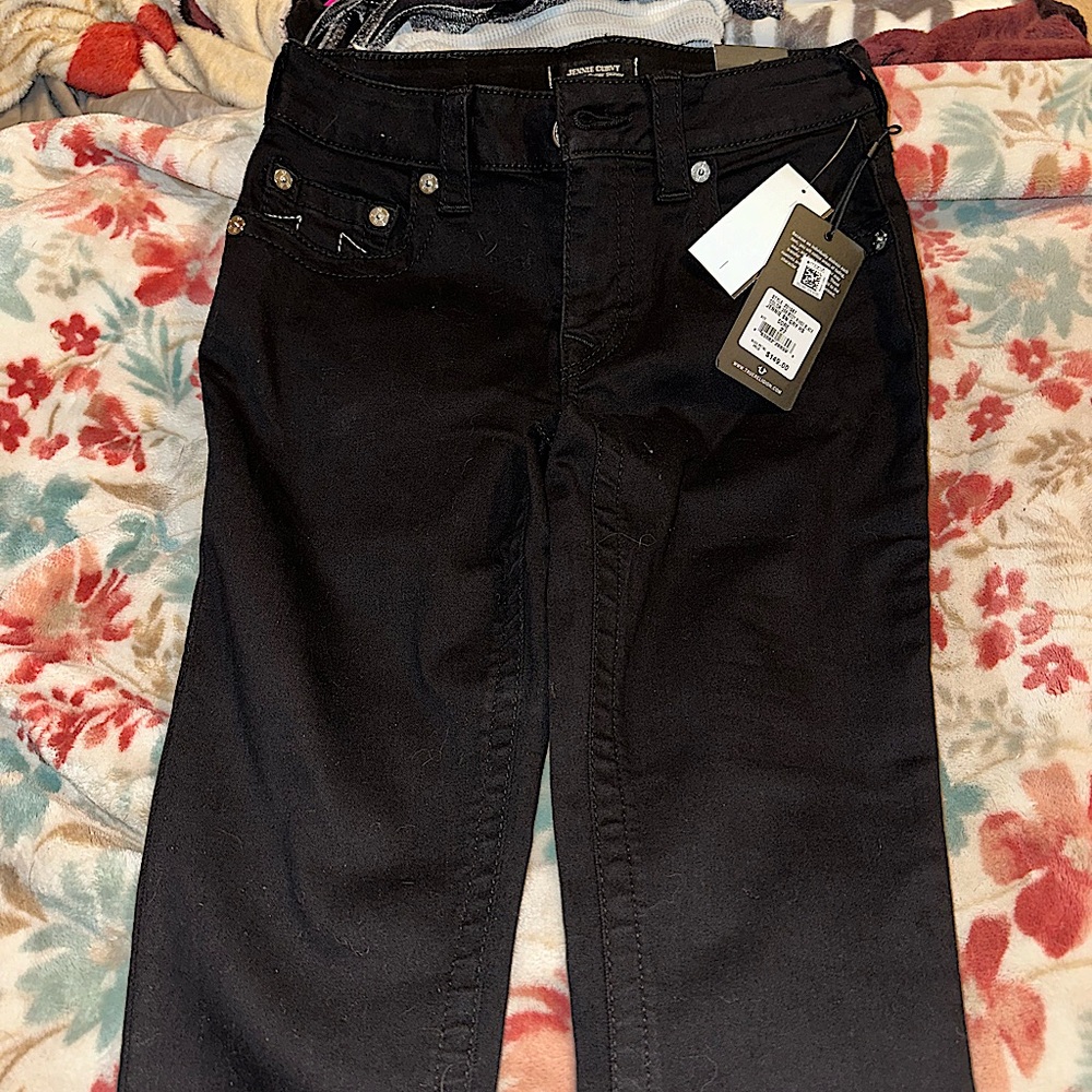 True Religion black Jenny curvy jeans new with tags. White stitching accents
